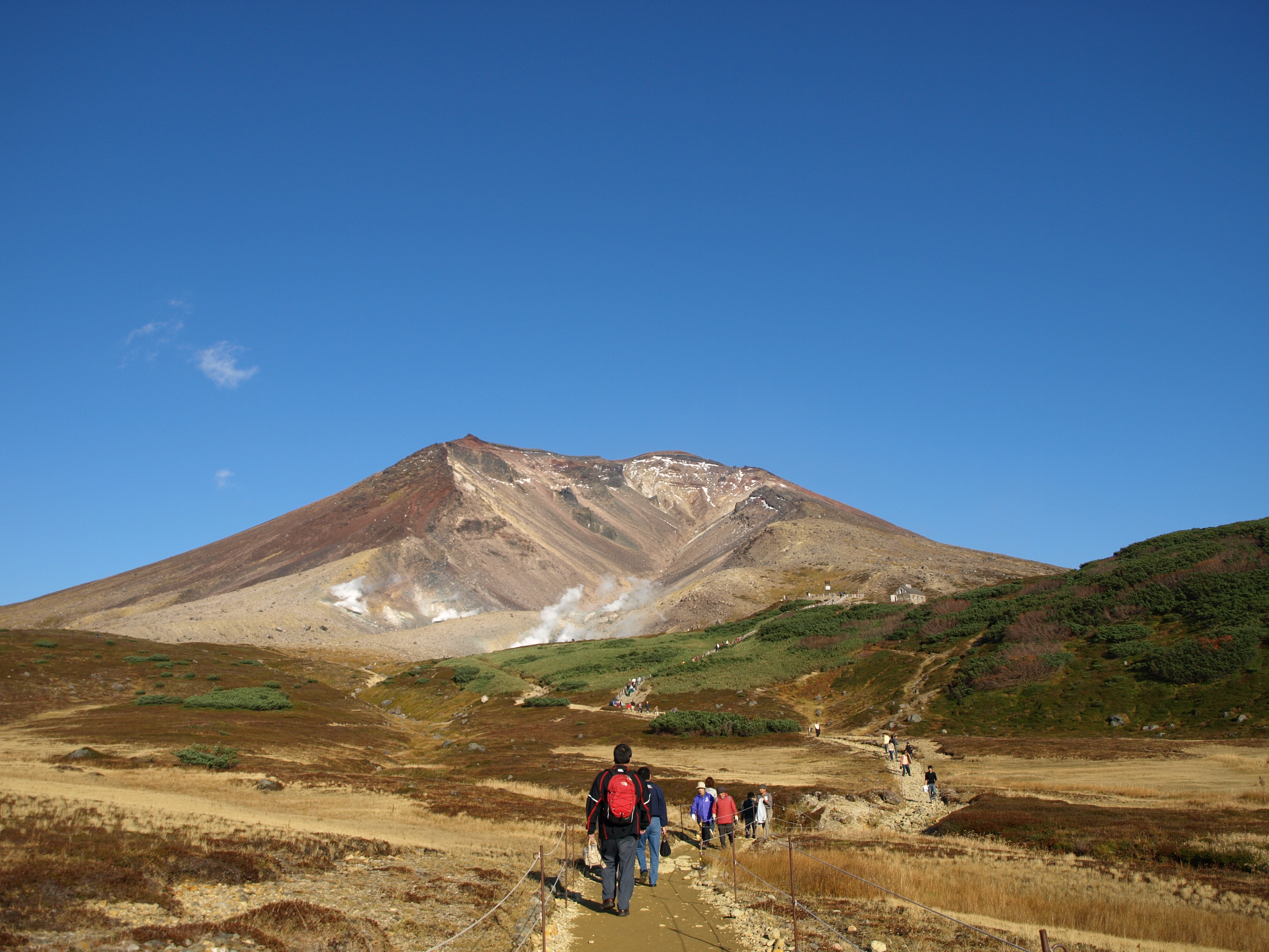 旭岳登山.JPG